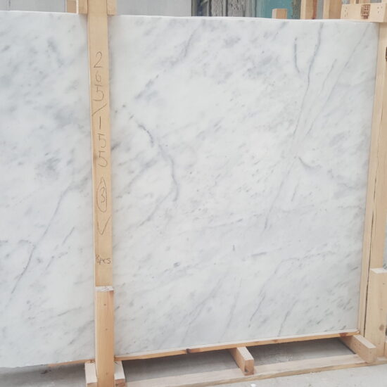 Marble White Carrara Tea Honed